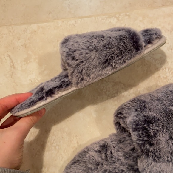 Furry Slippers - Picture 5 of 5